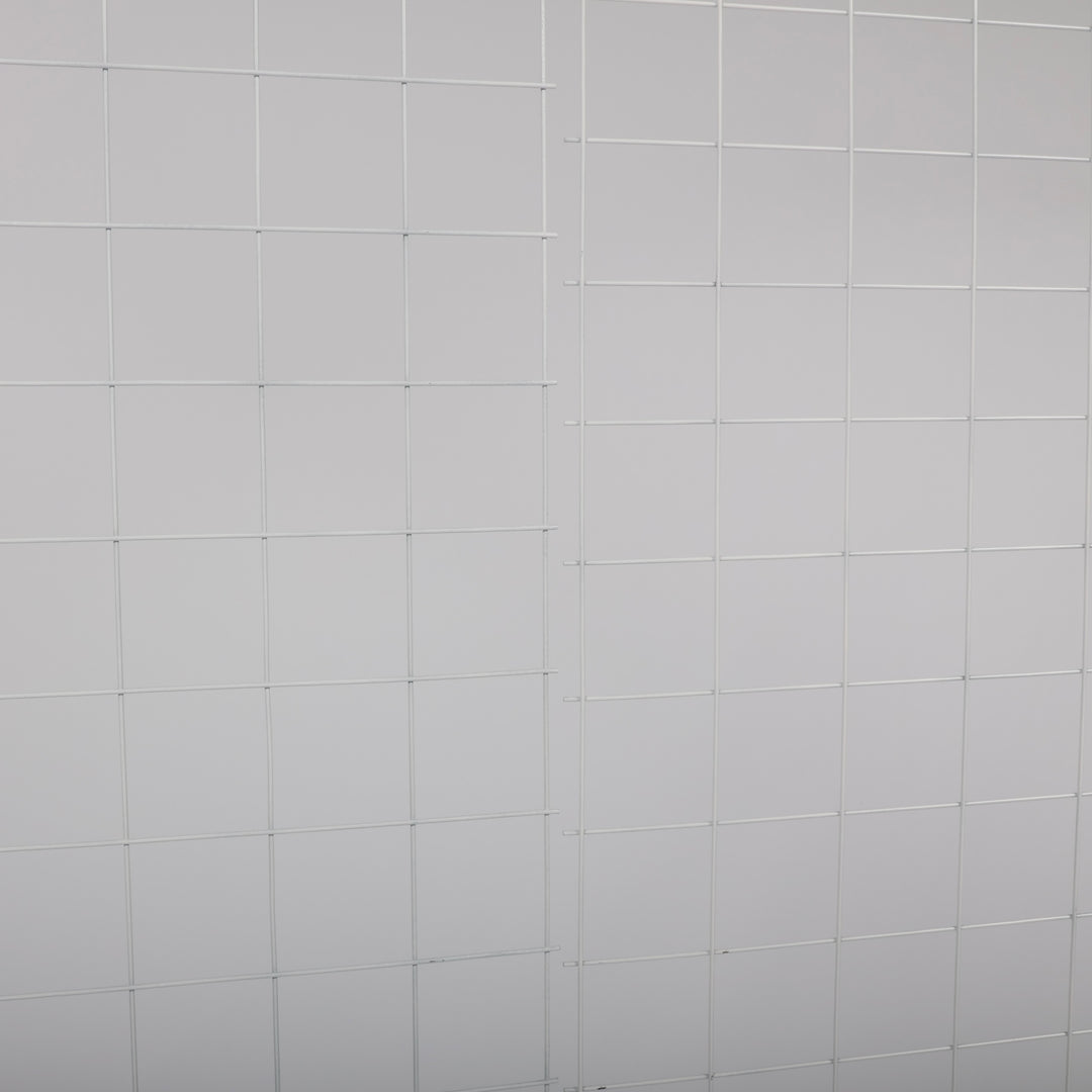 Gap & mesh not lining up along centre of frame