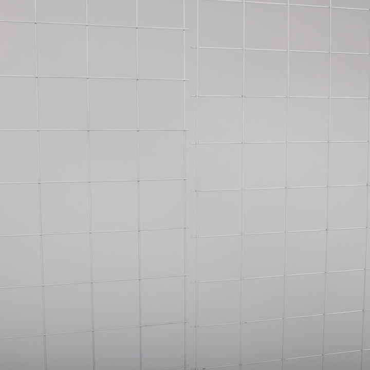 Gap & mesh not lining up along centre of frame