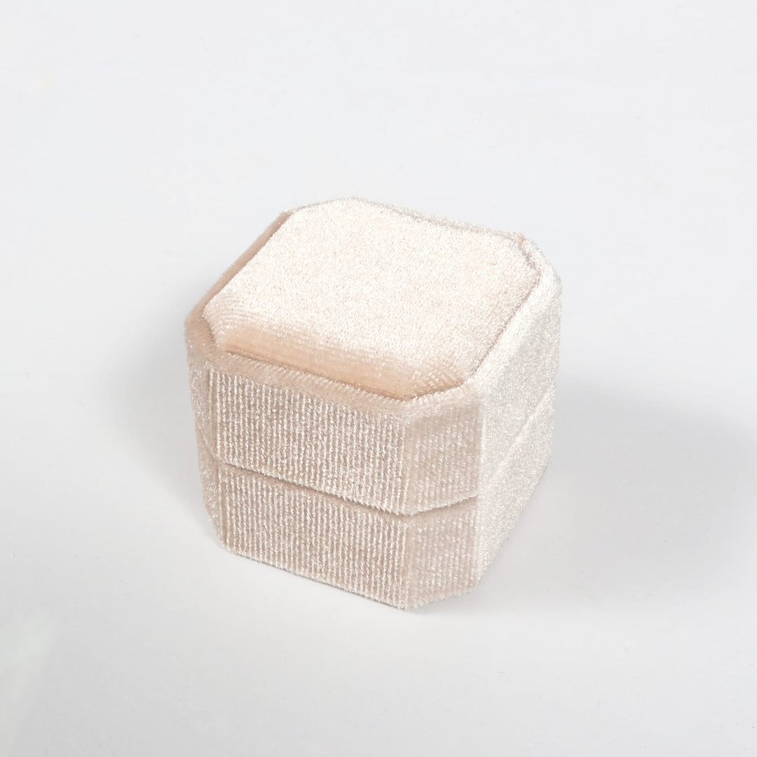 Velvet Ring Box - Ivory
