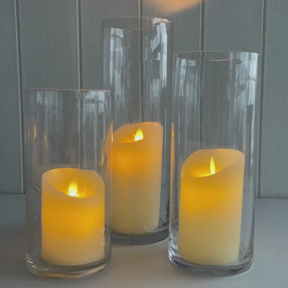 Set of 3 Flickering LED Pillar Candles in glass vases