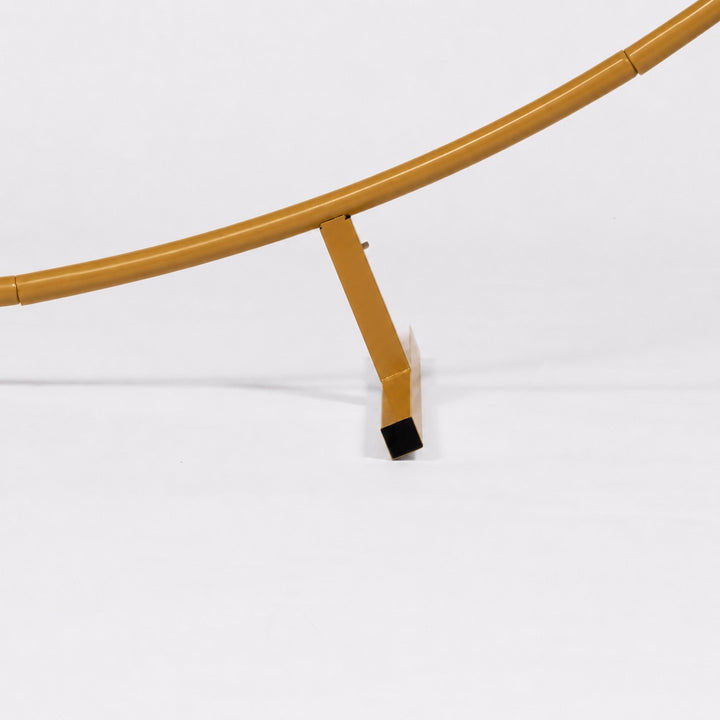A close-up of the feet of the frame to show how they do not sit flat