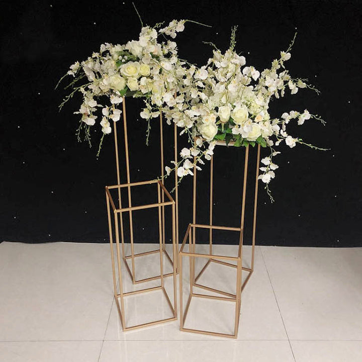 CLEARANCE Iron Flower Stand / Plinth Centrepiece - Bronze (28x28x80cm)