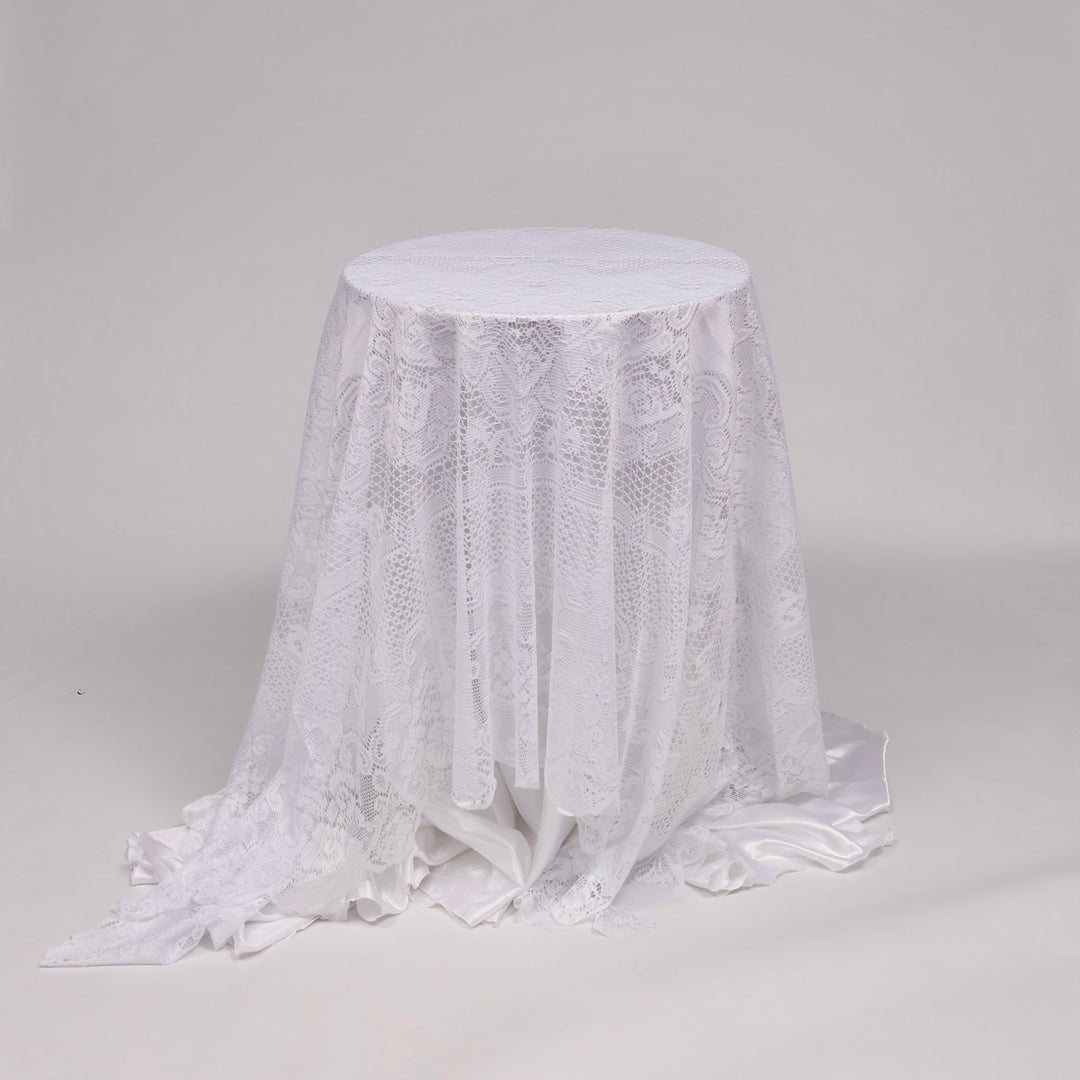 White Lace Rectangle Tablecloth (152x213cm)