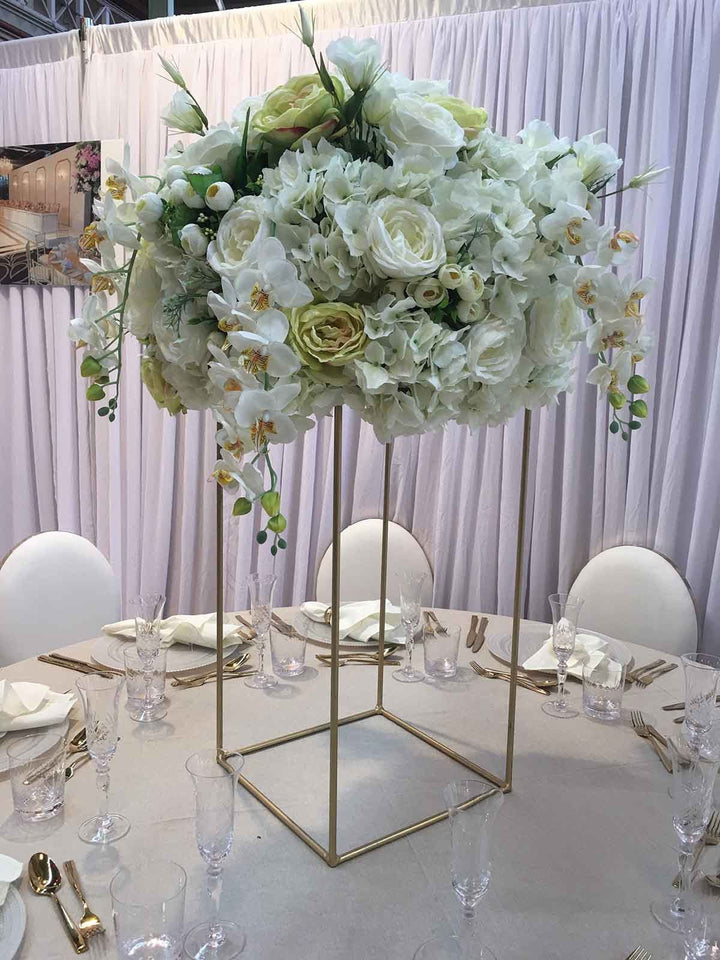 CLEARANCE Iron Flower Stand / Plinth Centrepiece - Bronze (28x28x80cm)