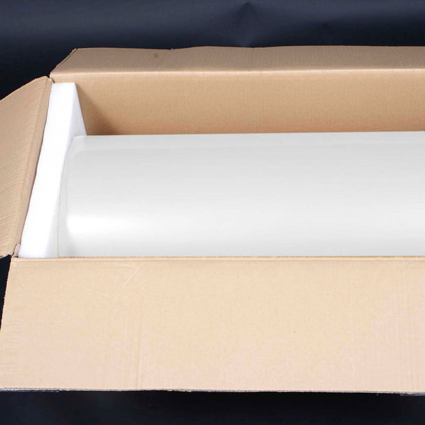 Round White Plinth Centrepiece Set (3 pieces) packaging